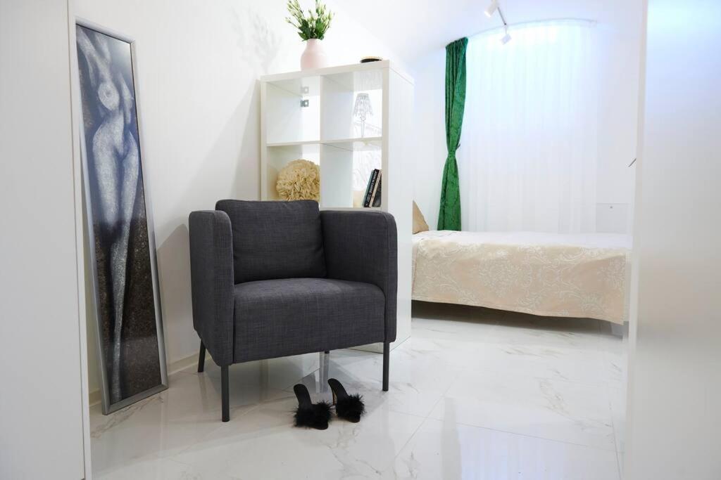 Appartement White Bliss Hideaway à Ljubljana Extérieur photo